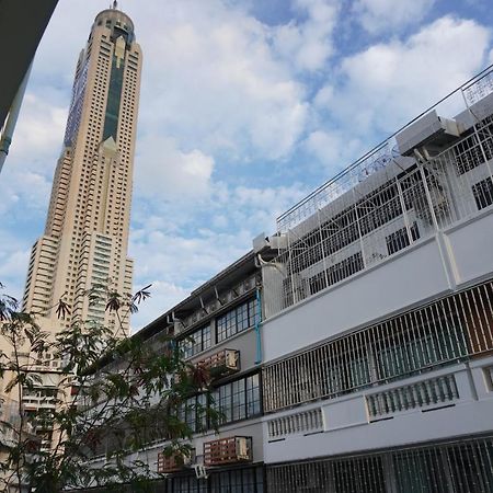 Beebedz Vandrarhem Bangkok Exteriör bild